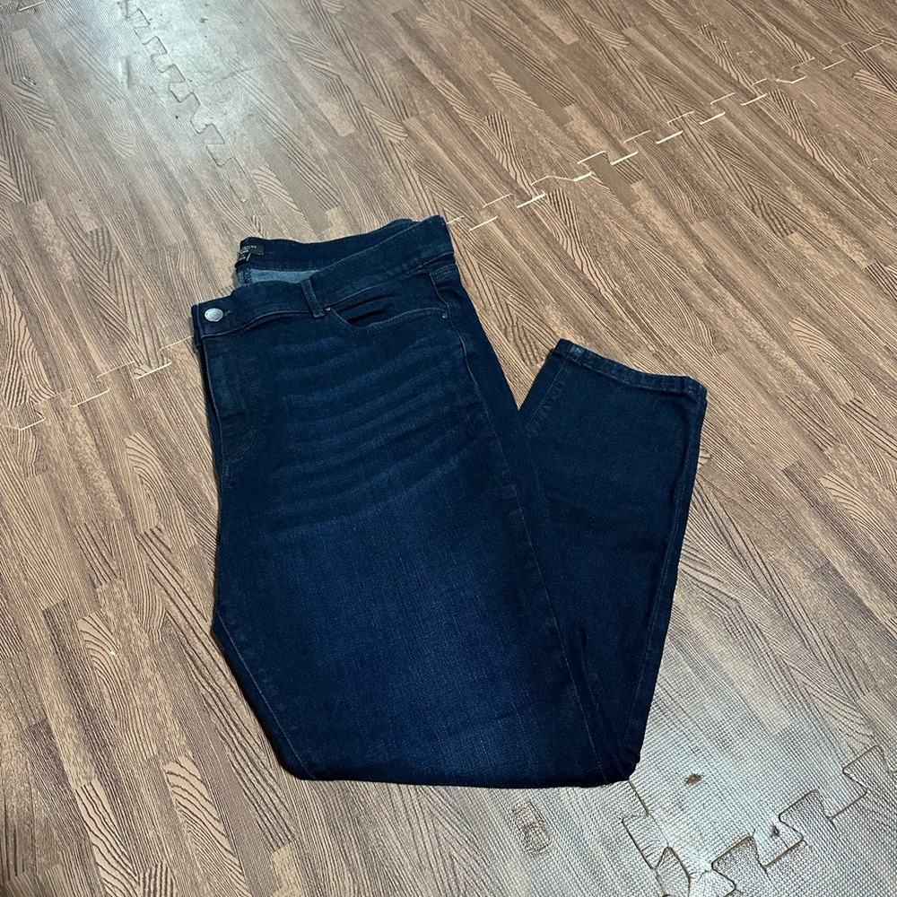Ann Taylor Factory Outlet Skinny Jeans